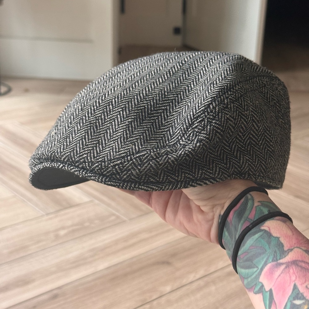Lids Classic Black and White Cap